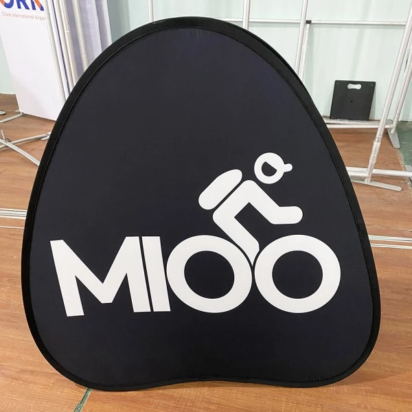 Triangulum Pop up Banner